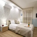 Olympus Vesuvio Holiday home *